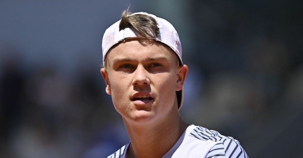 https://www.welovetennis.fr/wp-content/uploads/2023/06/Rune-RG-2023-face-1024x536.jpeg