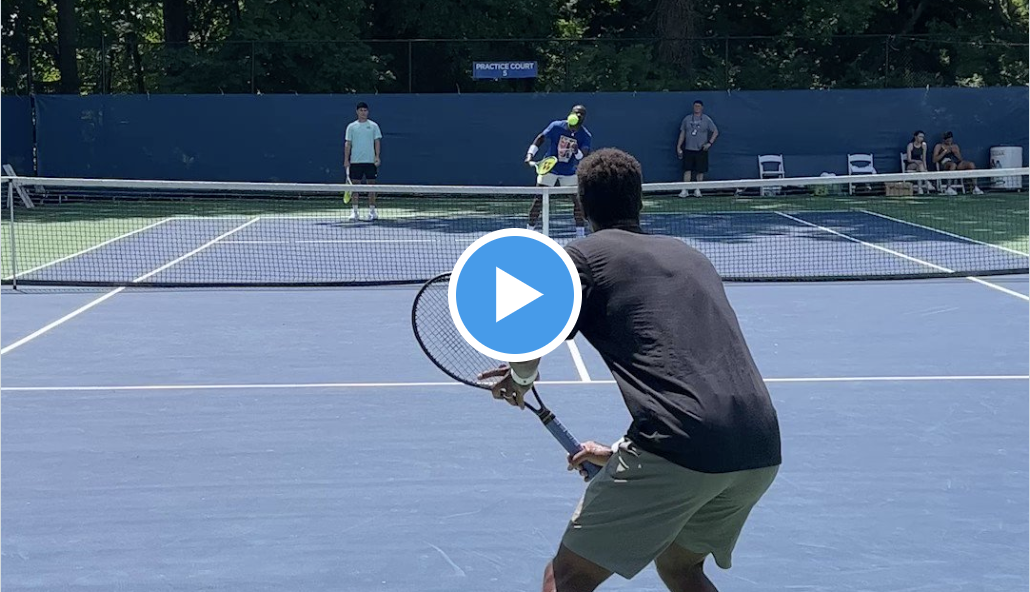 Gaël Monfils Pays Tribute to Roger Federer with One-Handed Backhand in Washington Training